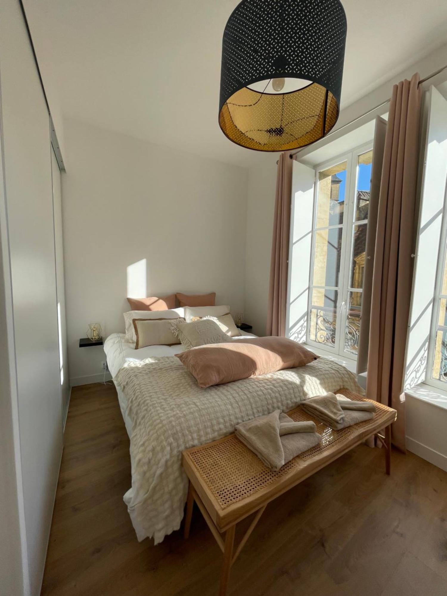 Au Coeur Du Centre Historique De Sarlat Appartement Buitenkant foto