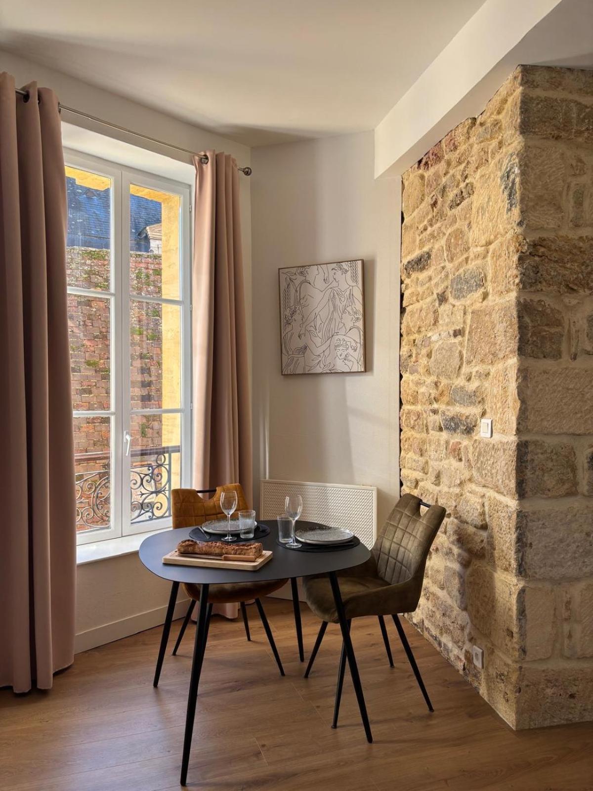 Au Coeur Du Centre Historique De Sarlat Appartement Buitenkant foto